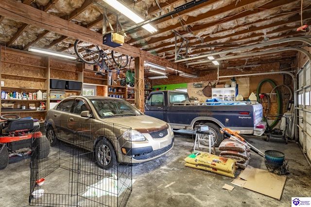 5822 S Main Street, Eminence, KY 40019