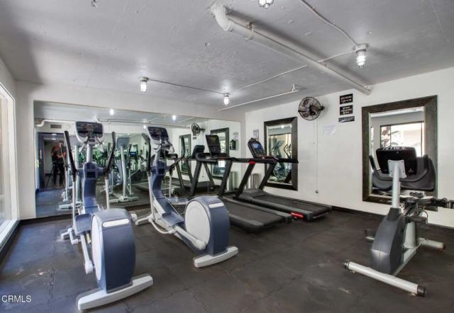 750 N Kings Road 117, West Hollywood, CA 90069