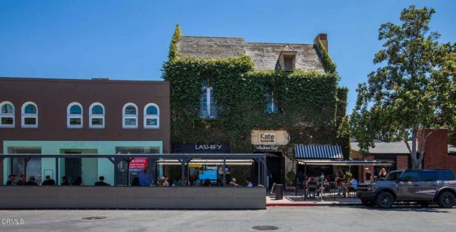 750 N Kings Road 117, West Hollywood, CA 90069