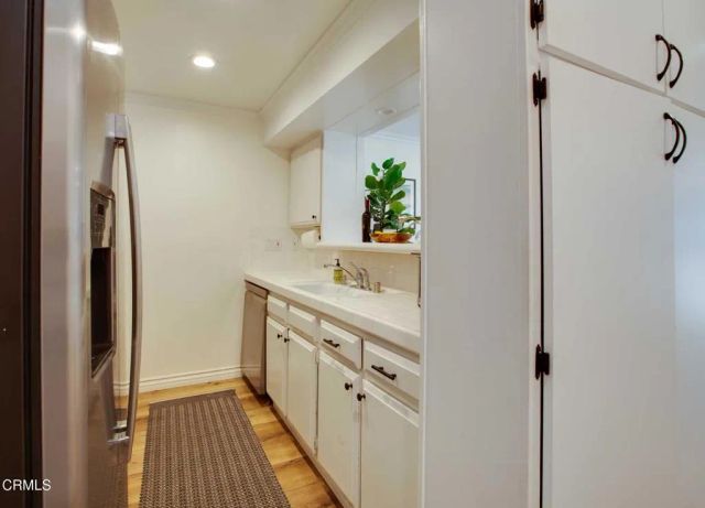 750 N Kings Road 117, West Hollywood, CA 90069