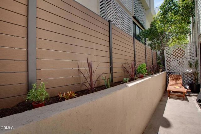 750 N Kings Road 117, West Hollywood, CA 90069