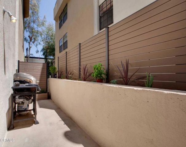 750 N Kings Road 117, West Hollywood, CA 90069