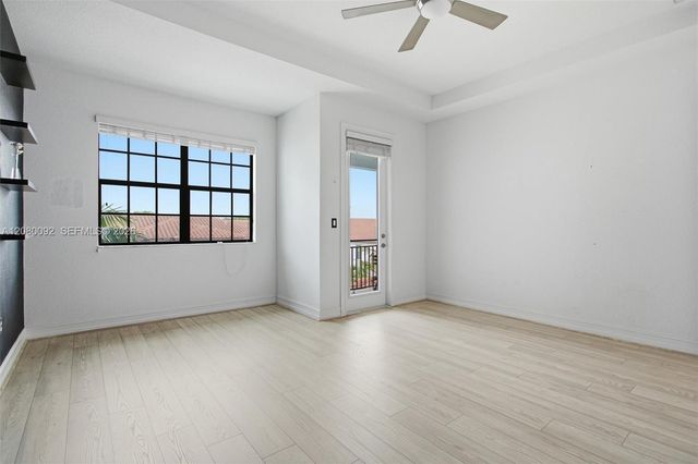 11621 SW 13th Court, Pembroke Pines, FL 33025