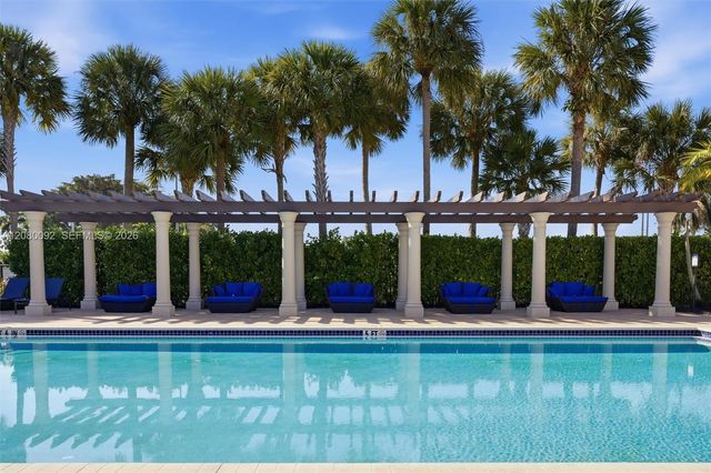 11621 SW 13th Court, Pembroke Pines, FL 33025