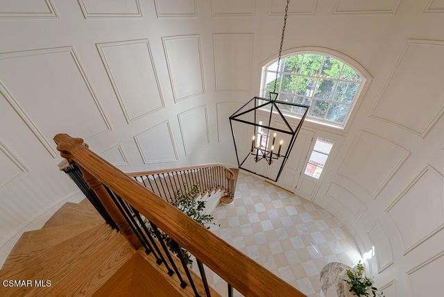 2313 Heatherbank Court, Thousand Oaks, CA 91361