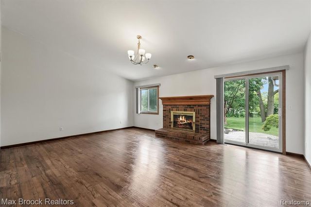 1776 Hillman Drive, Troy, MI 48083