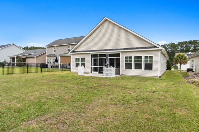 159 Palmetto Green Dr., Longs, SC 29568