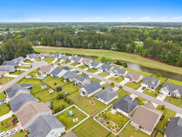 159 Palmetto Green Dr., Longs, SC 29568