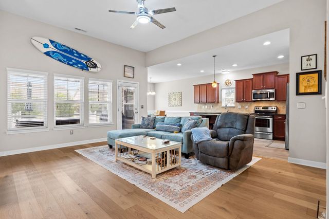 159 Palmetto Green Dr., Longs, SC 29568