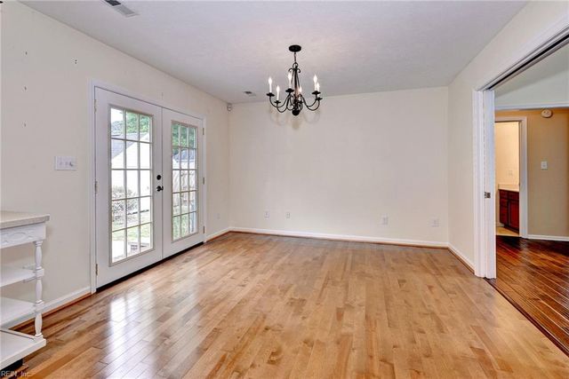 701 Tabb Lakes DR, Yorktown, VA 23693