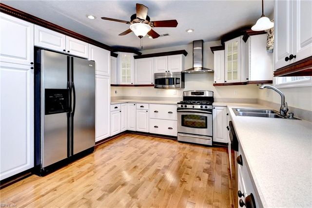 701 Tabb Lakes DR, Yorktown, VA 23693