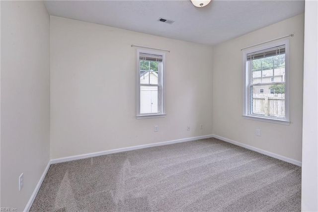 701 Tabb Lakes DR, Yorktown, VA 23693