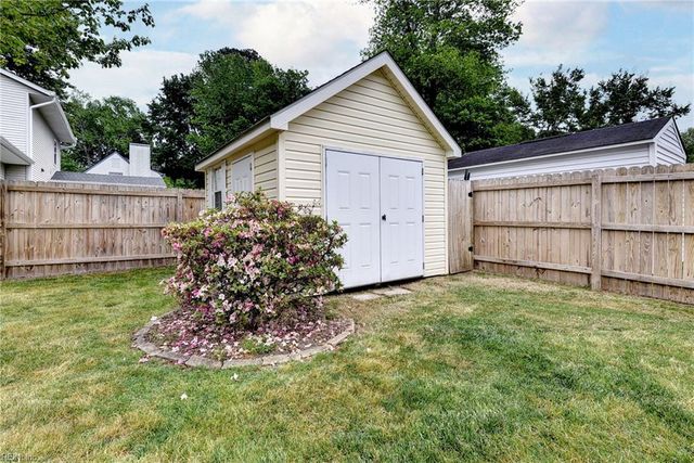 701 Tabb Lakes DR, Yorktown, VA 23693