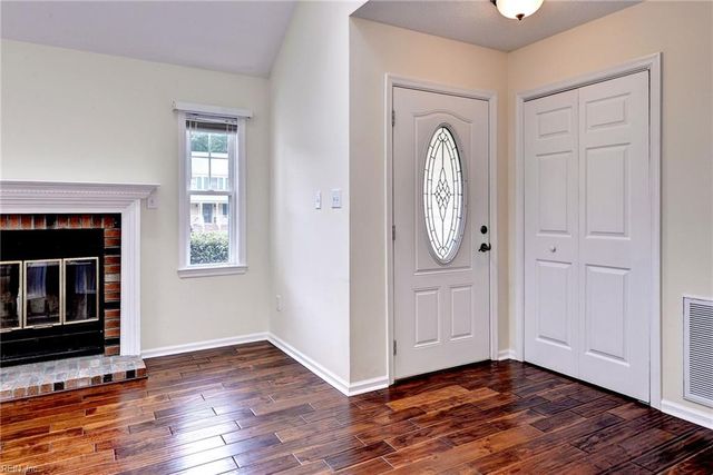 701 Tabb Lakes DR, Yorktown, VA 23693