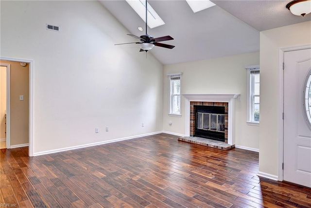 701 Tabb Lakes DR, Yorktown, VA 23693