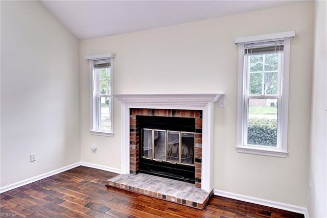 701 Tabb Lakes DR, Yorktown, VA 23693