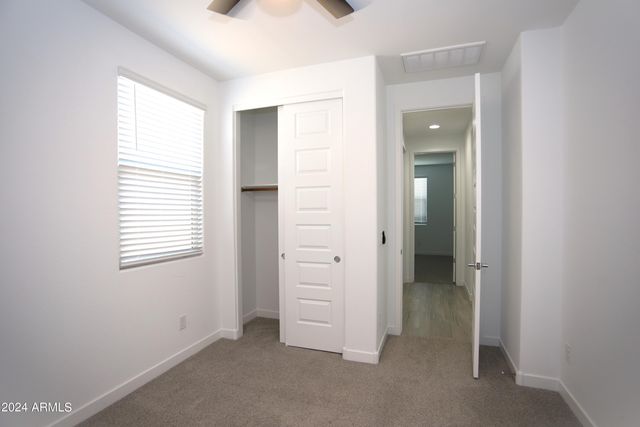 1651 W PIEDMONT Road, Phoenix, AZ 85041