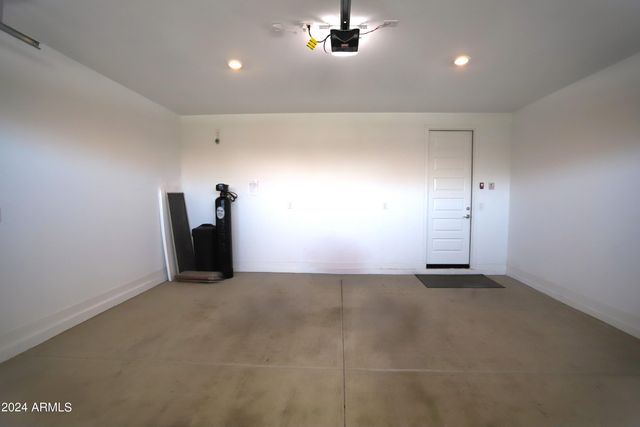 1651 W PIEDMONT Road, Phoenix, AZ 85041