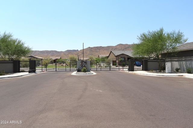 1651 W PIEDMONT Road, Phoenix, AZ 85041