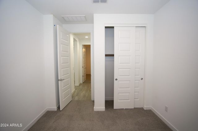 1651 W PIEDMONT Road, Phoenix, AZ 85041