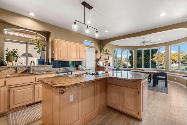 9909 Barrinson NE, Albuquerque, NM 87111