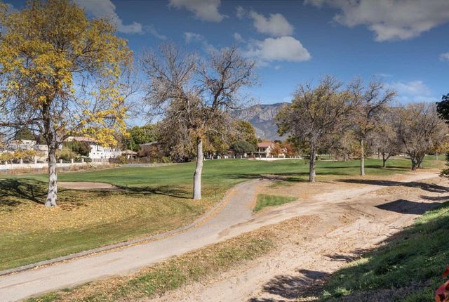 9909 Barrinson NE, Albuquerque, NM 87111