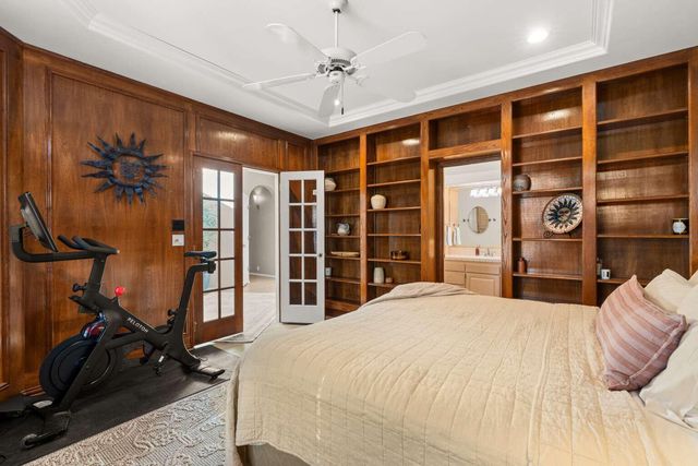 9909 Barrinson NE, Albuquerque, NM 87111