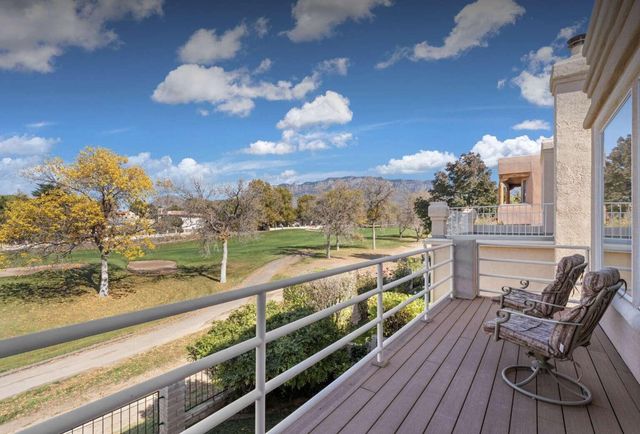 9909 Barrinson NE, Albuquerque, NM 87111