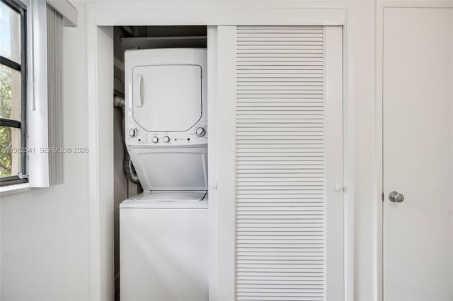 50 Park Dr 5, Bal Harbour, FL 33154