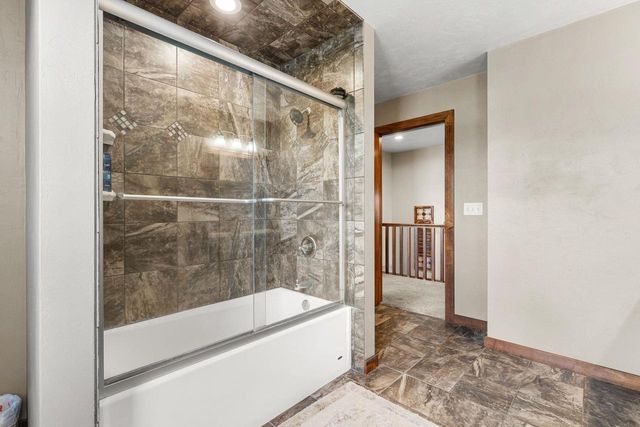 647 RUSCH DRIVE, Combined Locks, WI 54113