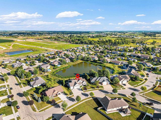 647 RUSCH DRIVE, Combined Locks, WI 54113