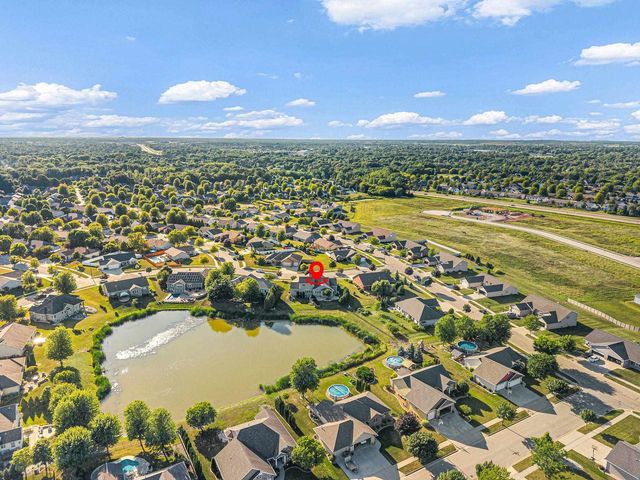 647 RUSCH DRIVE, Combined Locks, WI 54113