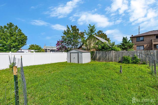 512-516 Voorhees Avenue, Middlesex, NJ 08846