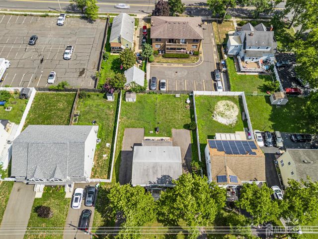 512-516 Voorhees Avenue, Middlesex, NJ 08846