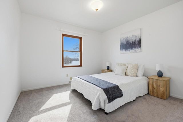 570 Riverview Drive, Marshall, WI 53559