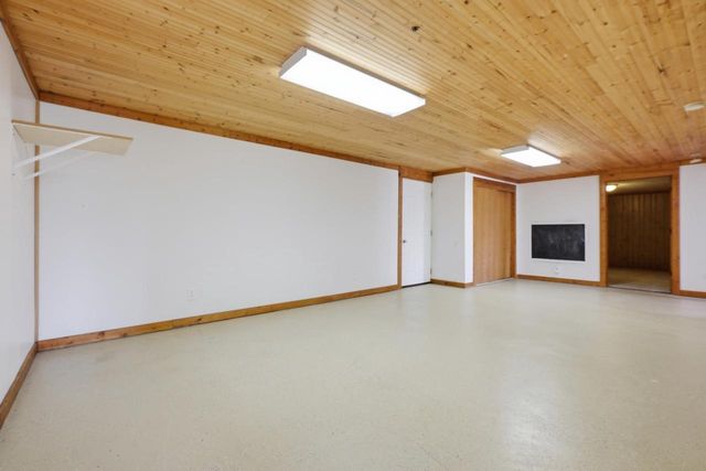 570 Riverview Drive, Marshall, WI 53559