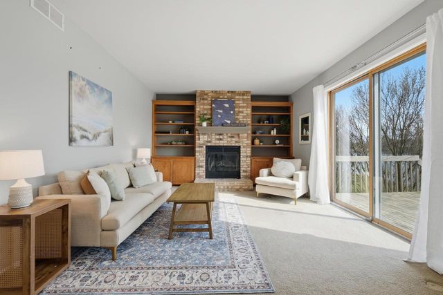 570 Riverview Drive, Marshall, WI 53559