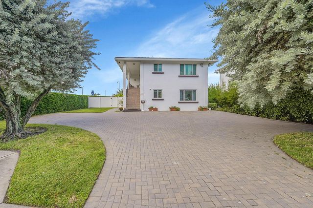 1702 S Ocean Boulevard 1, Delray Beach, FL 33483