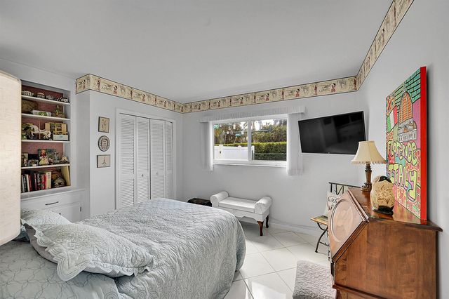 1702 S Ocean Boulevard 1, Delray Beach, FL 33483