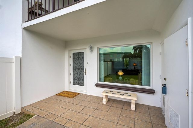 1702 S Ocean Boulevard 1, Delray Beach, FL 33483