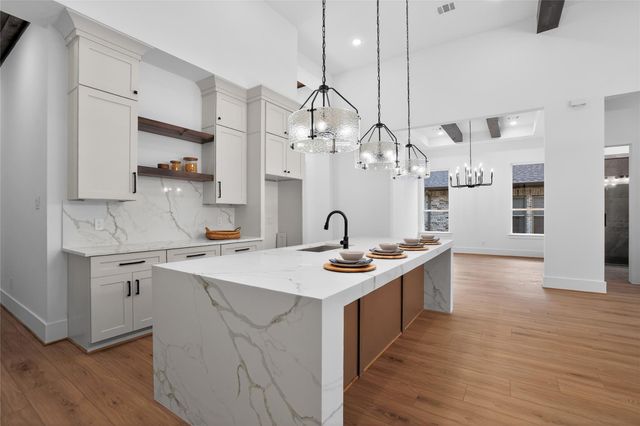 83 Camden Hills Drive, Montgomery, TX 77356