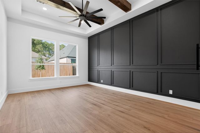 83 Camden Hills Drive, Montgomery, TX 77356