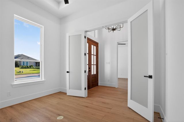 83 Camden Hills Drive, Montgomery, TX 77356