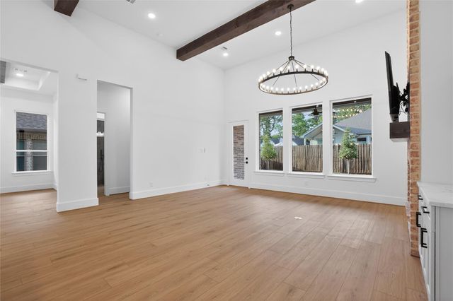 83 Camden Hills Drive, Montgomery, TX 77356