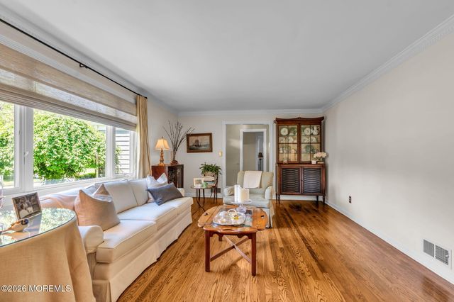 90 Queens Drive S, Little Silver, NJ 07739
