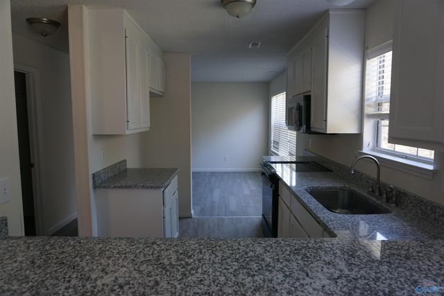 398 River Bend Drive, Huntsville, AL 35824