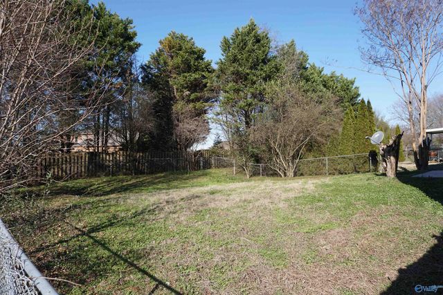 398 River Bend Drive, Huntsville, AL 35824