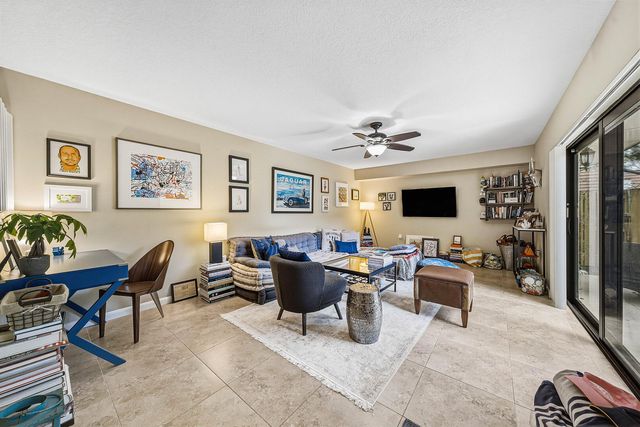 2715 27th Court, Jupiter, FL 33477