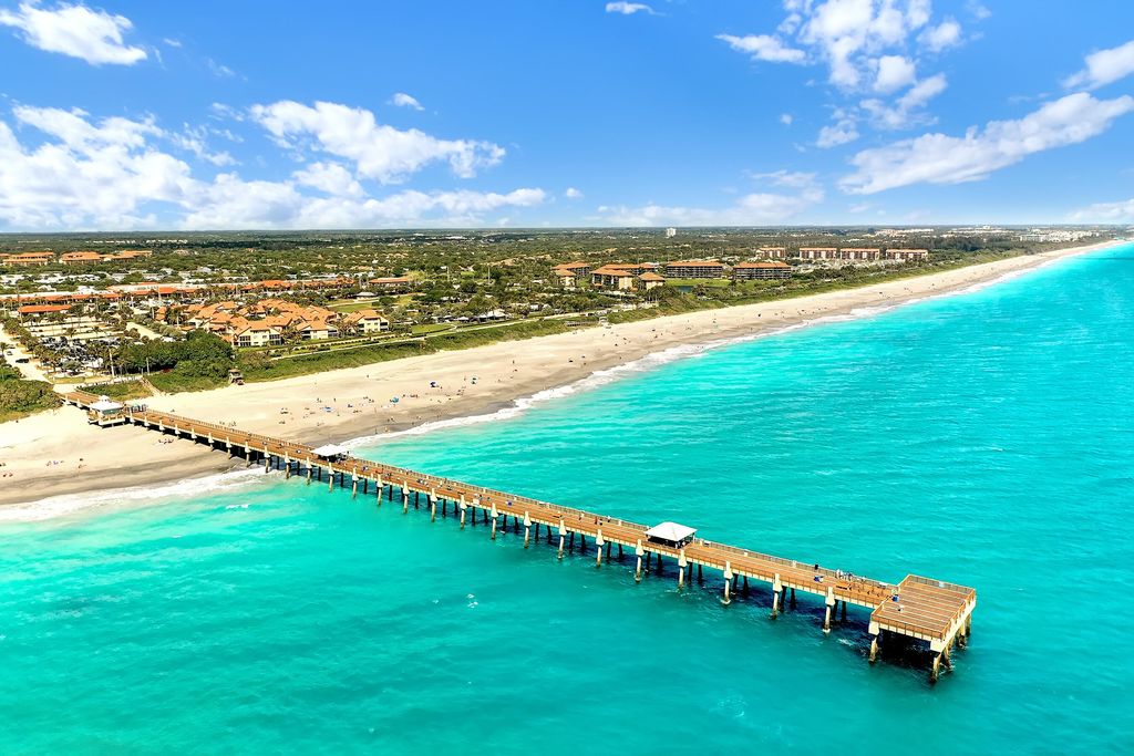 2715 27th Court, Jupiter, FL 33477