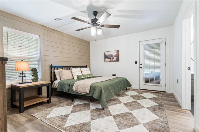 19166 Pinecrest Trail, Rogers, AR 72756